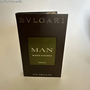 BVLGARI MAN WOOD ESSENCE PARFUM 1,5 ML PRÓBKA